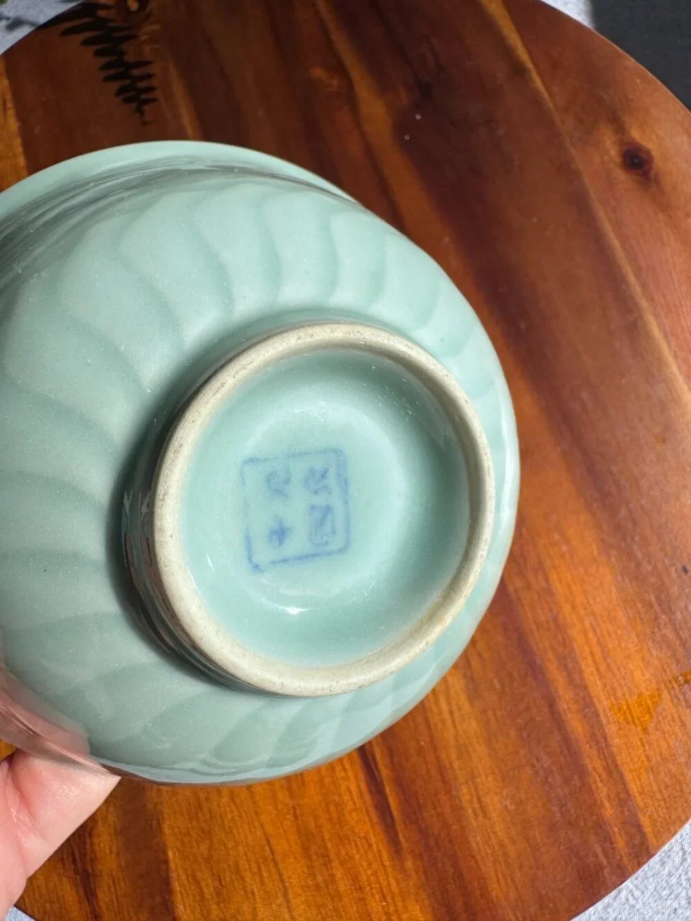 Vintage Longquan Celadon Koi Fish Bowl Green Porcelain Rice Soup Bowl with Spoon